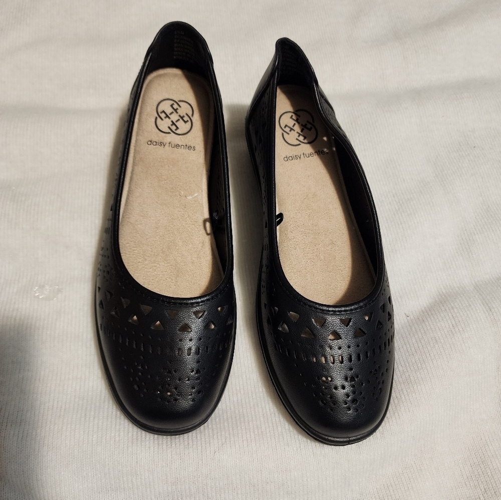 Daisy Fuentes Black Perforated Slip-On Flats